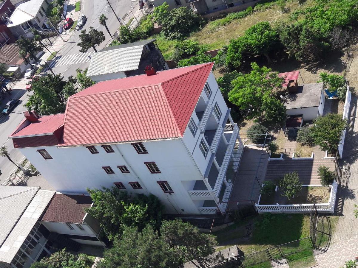 Guesthouse White Swan Кобулети Екстериор снимка