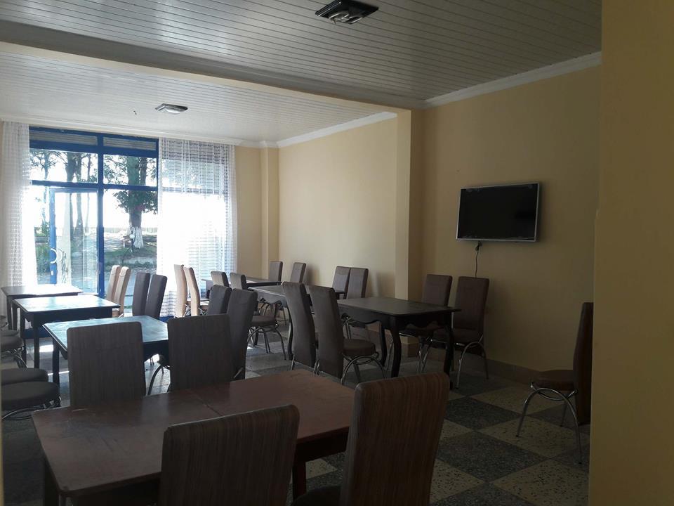 Guesthouse White Swan Кобулети Екстериор снимка